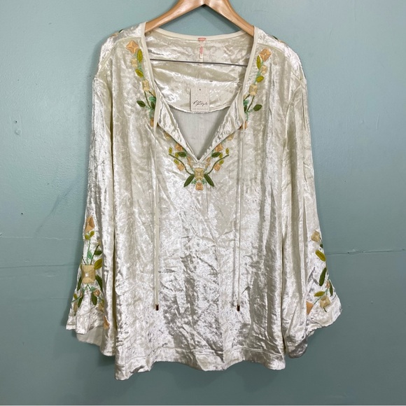 Free People Ember Embroidered‎ Tunic Floral Velvet Cream Large - Picture 2 of 7